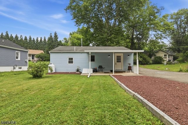 312 6Th St, Belvidere Twp., NJ 07823