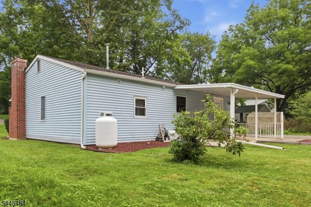 312 6Th St, Belvidere Twp., NJ 07823
