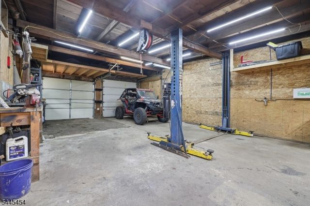 312 6Th St, Belvidere Twp., NJ 07823