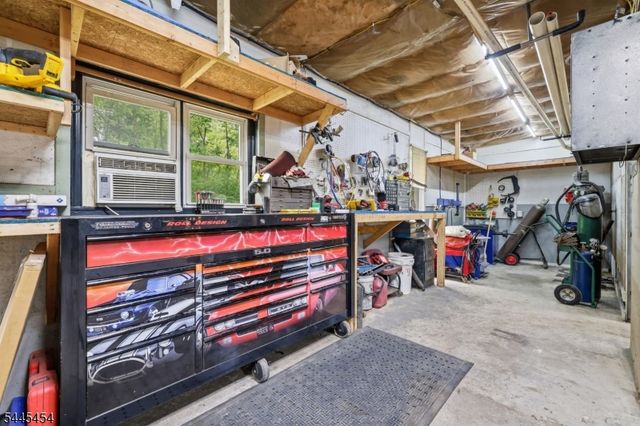 312 6Th St, Belvidere Twp., NJ 07823
