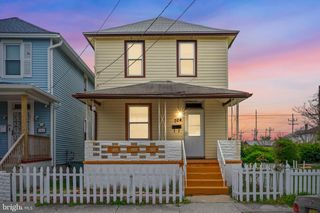 704 N MICHIGAN AVE, Atlantic City, NJ 08401