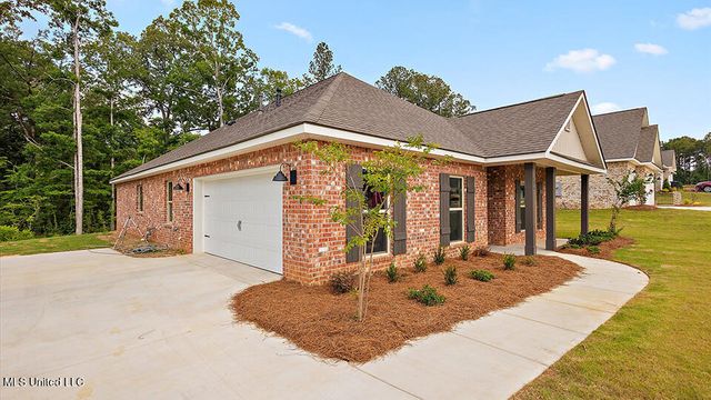 426 Piney Drive, Pearl, MS 39208