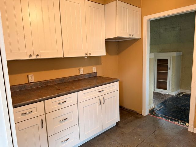 1708 Woodland Avenue, Davenport, IA 52803