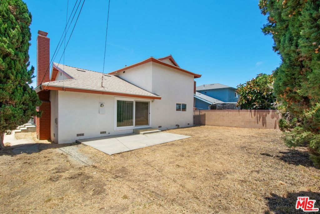 Image 25 of property listing at 19506 Belshaw Avenue, Carson, CA 90746