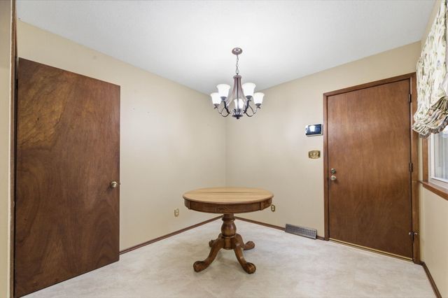 2132 N McComas, Wichita, KS 67203