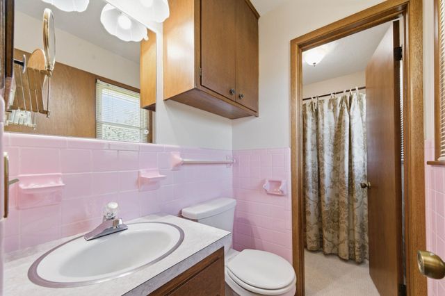 2132 N McComas, Wichita, KS 67203