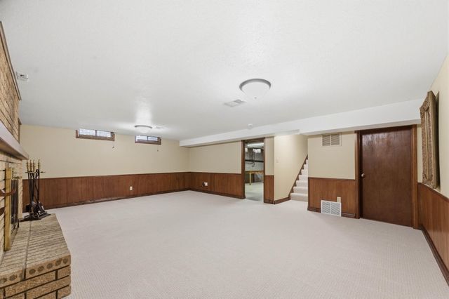 2132 N McComas, Wichita, KS 67203