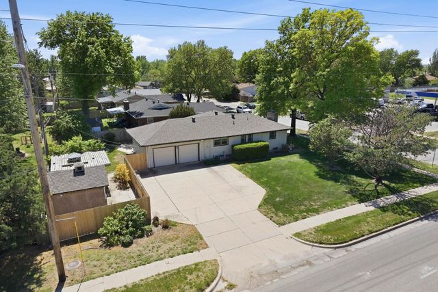 2132 N McComas, Wichita, KS 67203