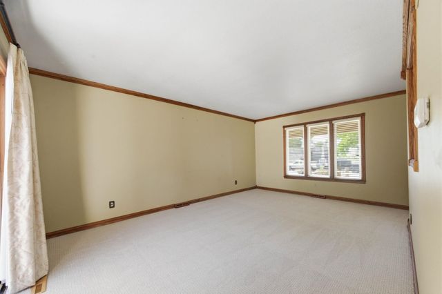 2132 N McComas, Wichita, KS 67203