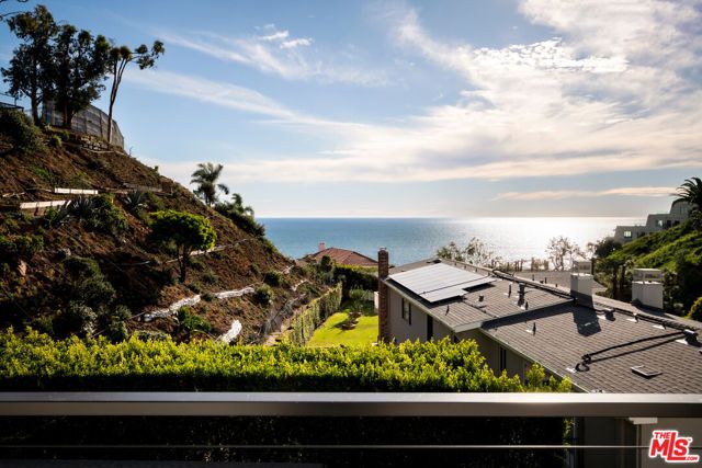 200 Surfview Drive, Pacific Palisades (los Angeles), CA 90272