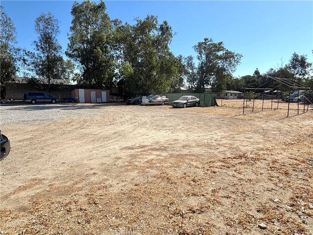 17032 Malaga Street, Fontana, CA 92336