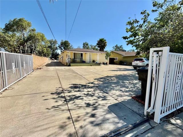 17032 Malaga Street, Fontana, CA 92336