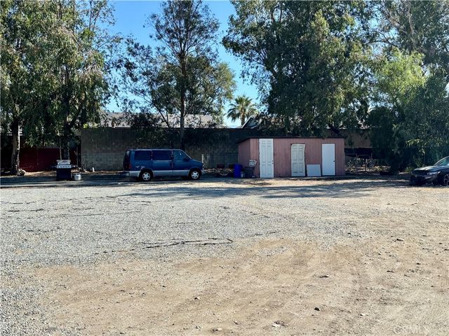 17032 Malaga Street, Fontana, CA 92336