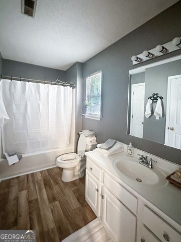 194 Chestnut Avenue, Demorest, GA 30535