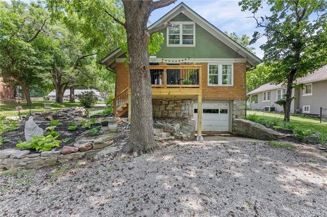 6014 Antioch Road, Merriam, KS 66202