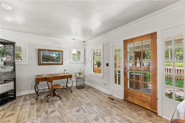 6014 Antioch Road, Merriam, KS 66202