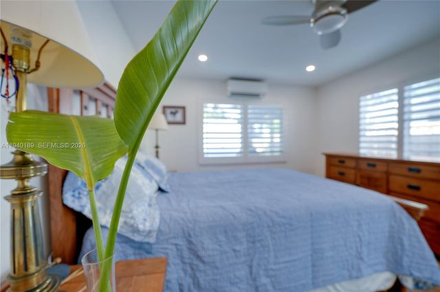 421 SW 14th Ct, Fort Lauderdale, FL 33315