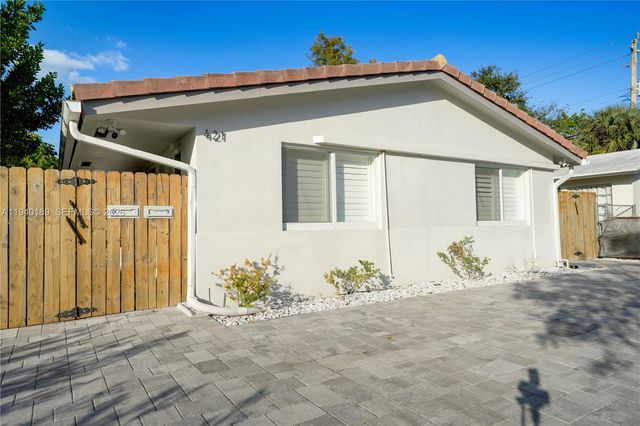 421 SW 14th Ct, Fort Lauderdale, FL 33315