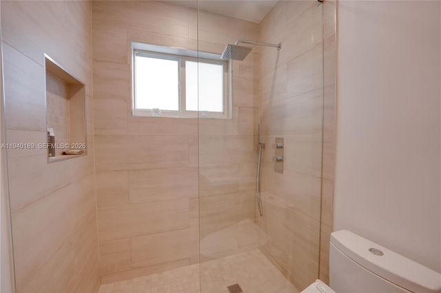 421 SW 14th Ct, Fort Lauderdale, FL 33315