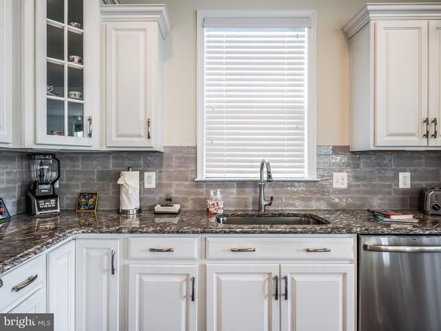 7922 ASHLAND DR, Alexandria, VA 22315