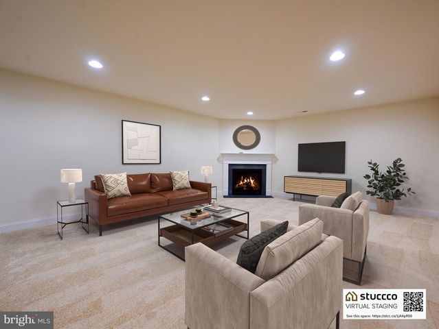 7922 ASHLAND DR, Alexandria, VA 22315