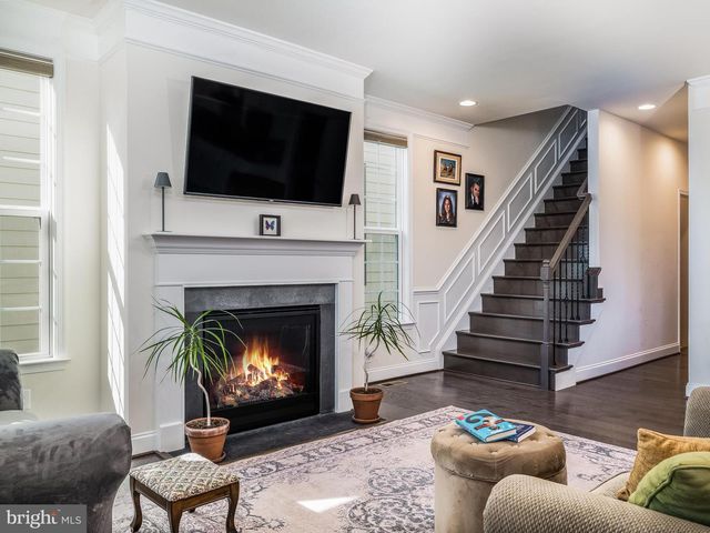 7922 ASHLAND DR, Alexandria, VA 22315