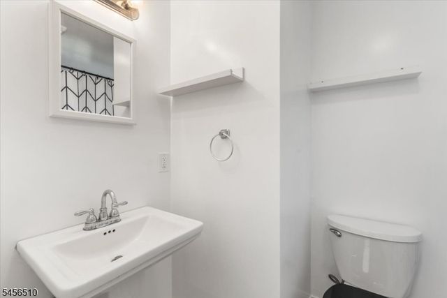 41 Kory Rd, Newton Town, NJ 07860