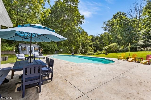 41 Kory Rd, Newton Town, NJ 07860