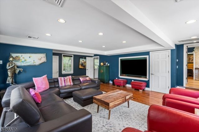 41 Kory Rd, Newton Town, NJ 07860