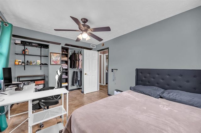 890 GOLDEN ISLE DRIVE, Mount Dora, FL 32757