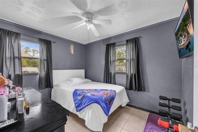 890 GOLDEN ISLE DRIVE, Mount Dora, FL 32757