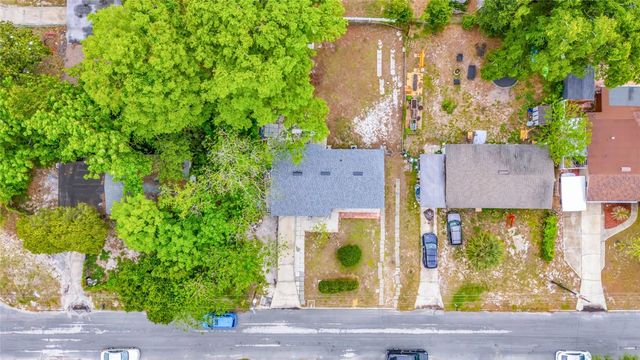 890 GOLDEN ISLE DRIVE, Mount Dora, FL 32757