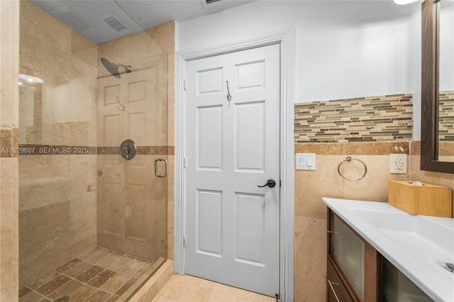 3922 SW 60th Ave, Miami, FL 33155