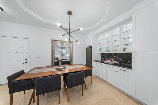 3922 SW 60th Ave, Miami, FL 33155