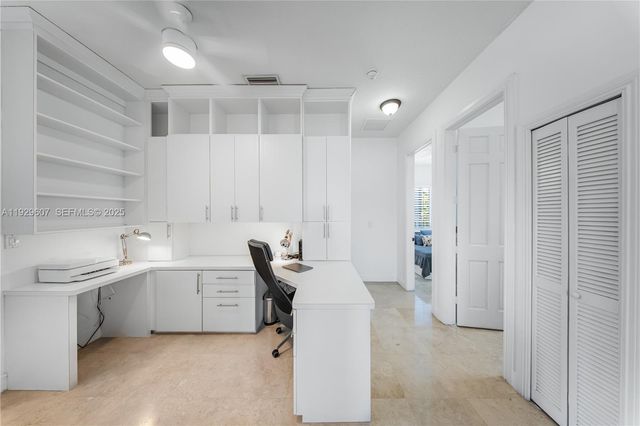 3922 SW 60th Ave, Miami, FL 33155