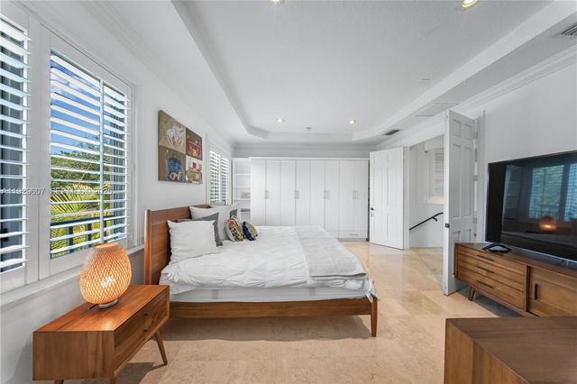 3922 SW 60th Ave, Miami, FL 33155