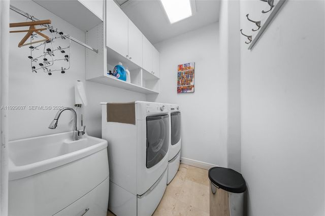 3922 SW 60th Ave, Miami, FL 33155