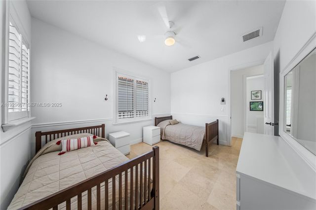 3922 SW 60th Ave, Miami, FL 33155