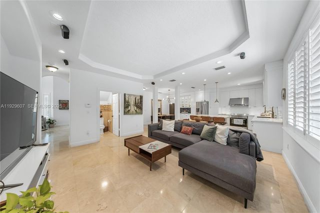 3922 SW 60th Ave, Miami, FL 33155