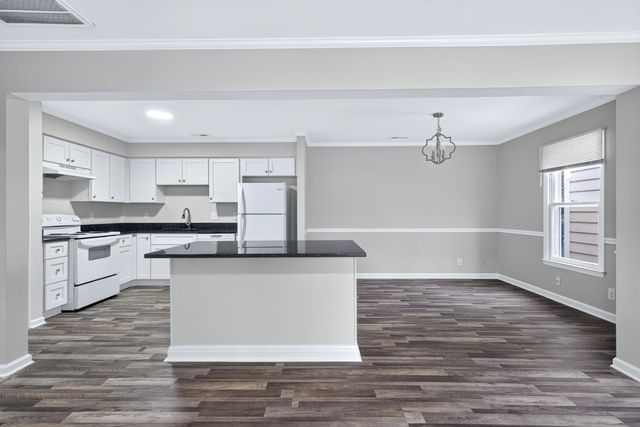 708 Powell Drive A, Raleigh, NC 27606
