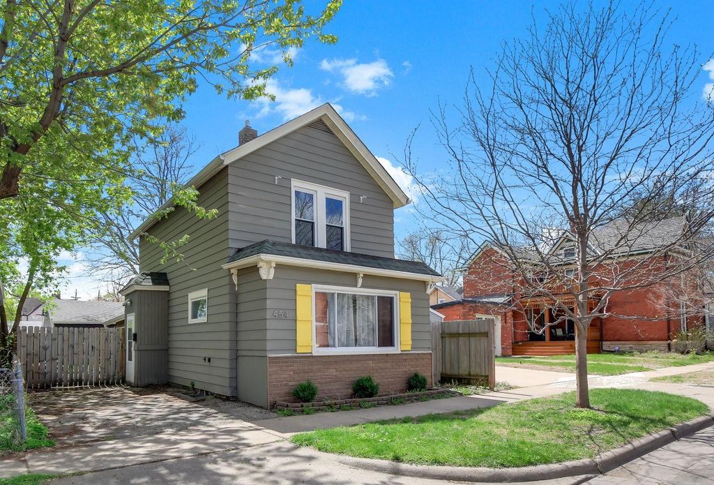 454 Michigan Street, Saint Paul, MN 55102 — exterior