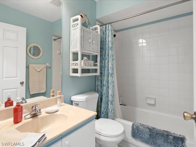 105 Wading Bird CIR U201, Naples, FL 34110