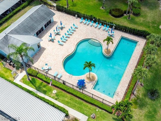 105 Wading Bird CIR U201, Naples, FL 34110