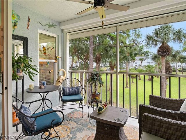 105 Wading Bird CIR U201, Naples, FL 34110