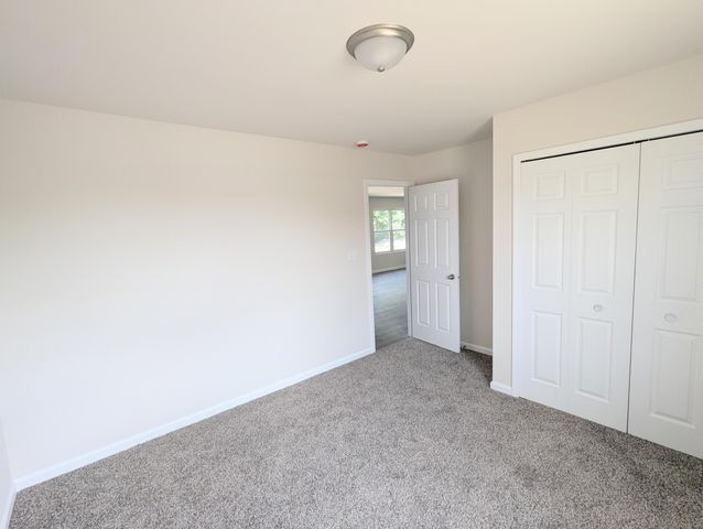 6761 Whitcomb Street, Merrillville, IN 46410