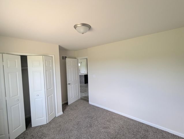6761 Whitcomb Street, Merrillville, IN 46410