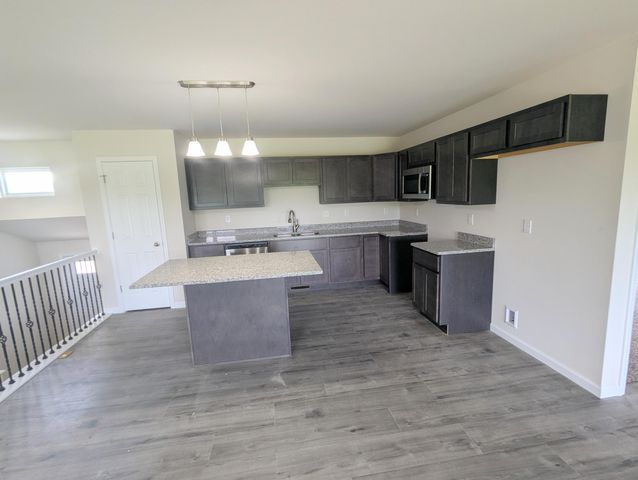 6761 Whitcomb Street, Merrillville, IN 46410