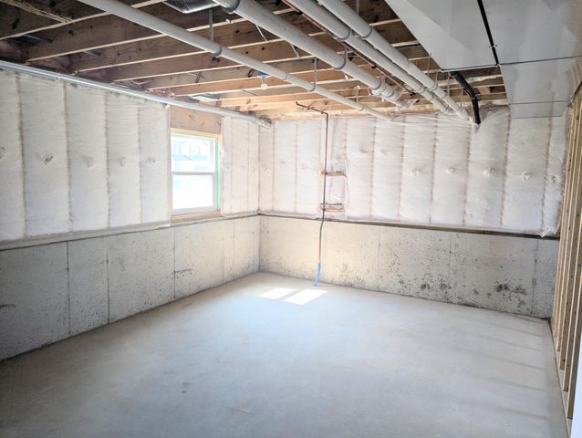6761 Whitcomb Street, Merrillville, IN 46410