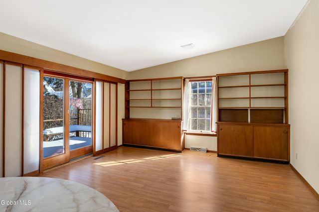 2171 Grand Boulevard, Niskayuna, NY 12309