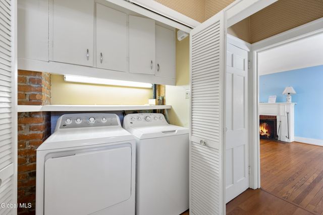 2171 Grand Boulevard, Niskayuna, NY 12309